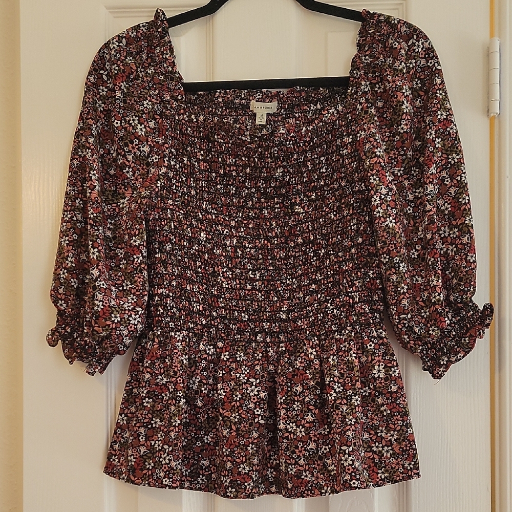 Max Estudio Floral Smocked Top - Black and Red